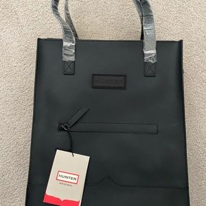 Hunter Tote bag water proof, never been used.